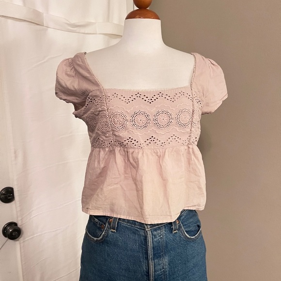 Urban Romantics Beige 100% Cotton Eyelet Crop Top - Picture 1 of 3